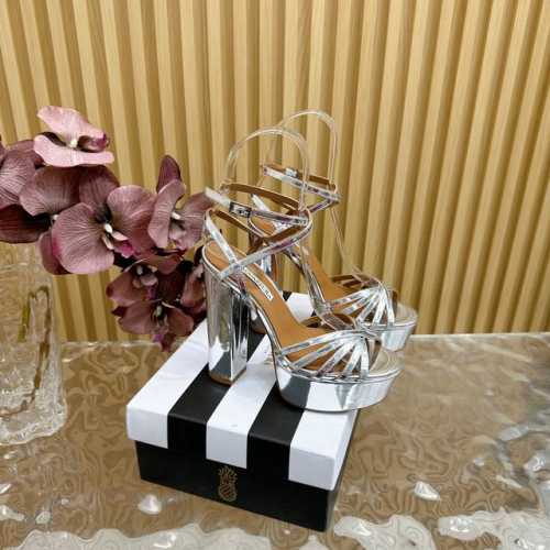 2024春夏新款 AQUAZZURA Zp 原版开模 新品防水台高跟凉鞋 采用原版定制真丝制成，原版开模施华洛奇水钻装饰扣，超闪 大底金色标志性菠萝微标赋予单品