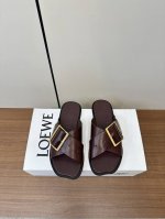 LOEWE罗意威25ss早春新品网红时尚拖鞋 全网最快购入原版开发，穿几年不过时的，超级经典系列，网红最热爱的打卡神鞋，最快出货，独家原版一比一开模，所有材料，