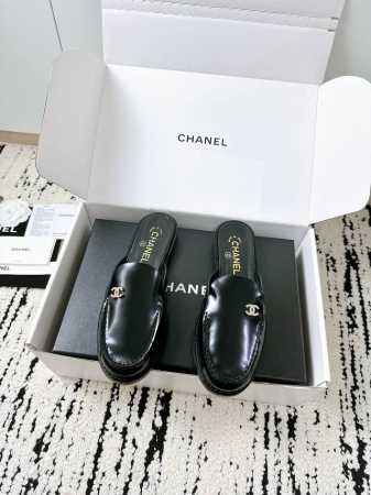 代购级品质 Chanel25 A春夏包头半拖鞋 专柜同款工艺 年度必入经典款 进口牛皮面料+羊皮内里 柔软到哭 意大利加厚真皮大底 走路超舒服 万能搭配王 通勤 - 点击图像关闭