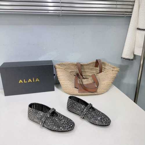 高版本出厂 ！小众潮牌Alaia 阿莱亚25春夏专柜主推款水钻平底玛丽珍单鞋芭蕾舞鞋！Bling...Bling...可爱俏皮减龄又不失高级感～富家千金即视感～