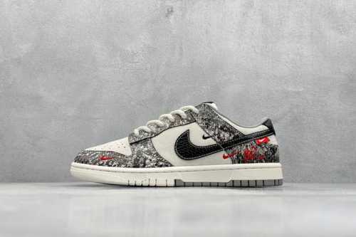 400 現貨 终端放店 Xc版 Nk Sb Dunk Low 蛇年系列 蛇鳞黑勾 高端定制 低帮休闲板鞋 #定制鞋盒 大厂纯原品质出货 超高清洁度 皮料切割干净