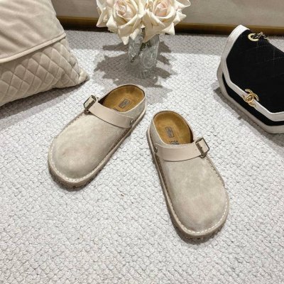 birkenstock博肯，日本限定版，此限量版目前只有日本能买到，新加坡，台湾都没有！进口真橡胶软木，不是低端木康底，是同红酒瓶塞一模一样的橡胶软木懂的自然懂