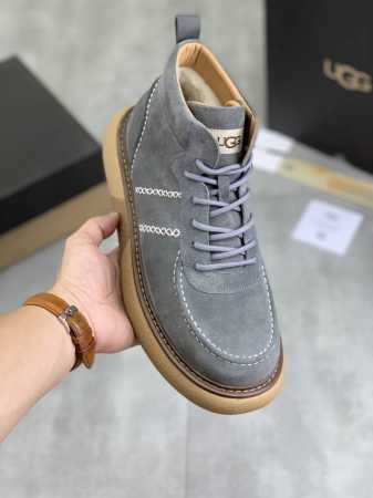 工厂价 真羊毛 UGG 爆款男鞋官方网同步正品品质不是一般市场仿货可比拟的鞋面为进口意大利磨砂牛皮，内里：垫脚级真羊毛只有A级才能显效果 手感柔滑细腻鞋型大气， - 点击图像关闭