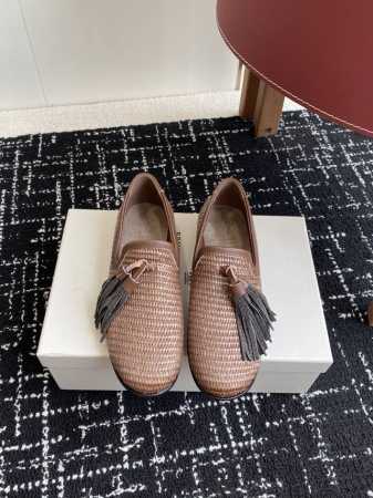 代购级半拖 单鞋 Brunello Cucinelli 25Ss 春夏新款 编织半拖 乐福鞋 Bc是意大利知名品牌，极简主义风格，纯手工串联珠链配饰！复古又高级 - 点击图像关闭