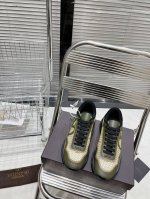 实价： 限男款 顶级版本 Valentino华伦天奴V家 新款Netrunner系列 休闲 气垫 运动鞋 原版购入开发 做货 各种色彩搭配吸睛十足，激活魅力无限