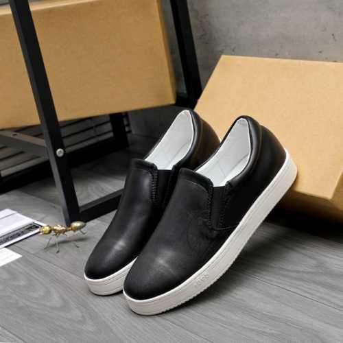 商品商标：Berluti 伯鲁提 休闲套脚鞋 正码码数: 38-44 45.46定做不退换 商品材料：精选优质牛皮鞋面 牛皮鞋垫 原版大底