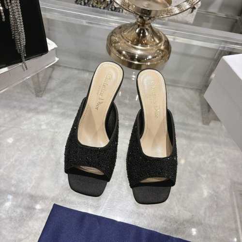 出厂 Dior 迪奥 2024春夏走秀新款Tribales高跟鱼嘴露趾女鞋 CD明星同款时尚真丝烫钻交带珍珠跟字母logo五金扣凉拖鞋 市面顶级高端版本材质:原
