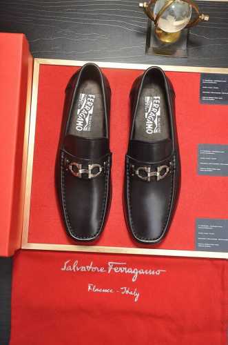 出厂价 Ferragamo 菲拉格幕 专柜最新款 原版进口开边上乘牛皮手工编织成+进口牛里+原版奢华金属扣+原版组合大底 对比无压力 38--44