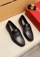 商品商标：Ferragamo 菲拉格慕 休闲皮鞋 正码码数: 38-44 45.46订制 商品材料：精选 进口牛皮压花鞋面+经典五金扣，进口水染牛皮内里。强烈立