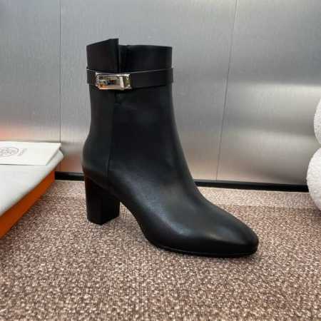 工厂价 爱马仕 Hermes 2024秋冬新款拼色朋克风骑士女靴 H家经典Kelly扣高跟圆头时尚机车及裸马丁短靴 材质：鞋面进口小牛皮+水染牛皮内里+意大利真 - 点击图像关闭
