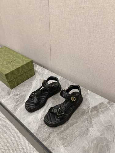 Gucc*春夏最新女士凉鞋Ins爆款现货发售原版购入开模，原版一致大底私模开版鞋面特别包脚舒适，松口和勒脚都不会有脚感舒适升级版pu发泡大底鞋面羊皮内里羊皮独家