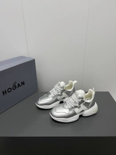 出厂 新品系列款 HOGAN Interaction 目前最抢手老爹鞋火遍娱乐圈 杨幂 娜扎 宋祖儿等众多明星同款奢潮运动鞋 上脚很舒服！原版开模，1:1顶级复