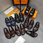 商品商标 Lv [路易威登] 拖鞋 正码.码数: 38-44 45定做不退换 商品材料 精选 珠光牛皮鞋面 脚背皮里 原版大底