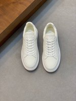 Louis Vuitton 路易威登 -高端品质 原单 -鞋面：纳帕小牛皮、高周波品牌logo -内里：高弹力帆布布匹，牛皮垫脚 -大底：超轻tpu发泡成型大底