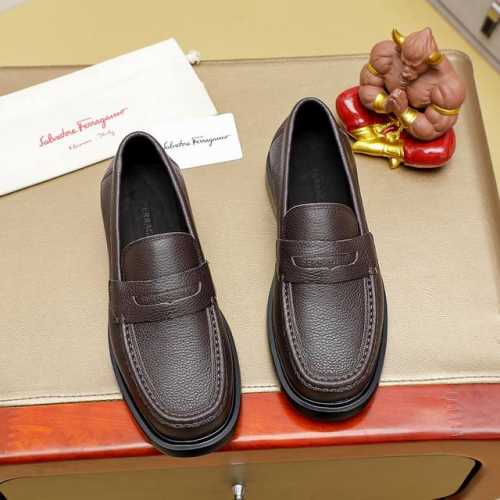 Ferragamo 菲拉格慕顶级男士商务皮鞋官网原版复制，鞋面采用进口官网1:1材料制作意大利进口牛皮进口牛皮内里。绝非一般的工艺制造，明星御用款！大厂工艺流程