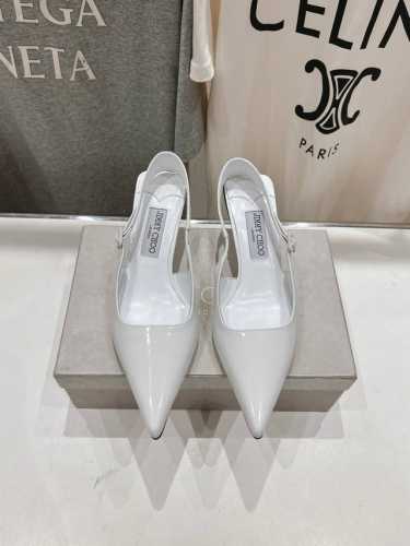 高版本出厂 JIMMY CHOO*｜JC 吉米周2025ss新款简约尖头小猫跟高跟鞋单鞋 原版套楦，完美的线条，简约大气上脚显气质粗跟舒适百搭，还能拉长双腿显高