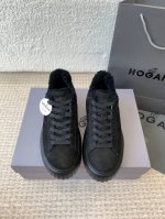 HOGAN 霍根 24cnew arrival～2024秋冬 新款情侣板鞋饼干鞋厚底小白鞋 专柜全套包装 这款精选板鞋饼干鞋，专柜新款 断货王呀 甄选进口牛皮材