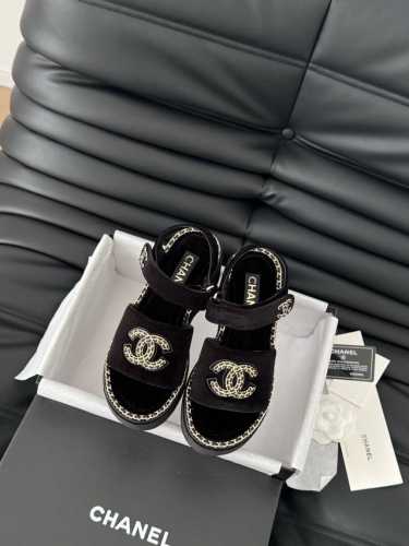Chanel 25C春夏新款全系列链条拖鞋全系列首发 专柜有的我都有！高版本高品质鞋面牛皮 原版面料 内里羊皮 原版大底Size:35-39 其他码数定