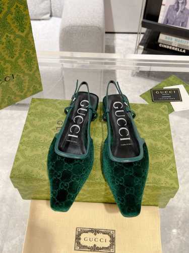 高端版Gucci 天鹅绒后系带凉鞋仙女们♀必须入的一款单品 意大利真皮底 跟高：1.5Cm。码数:35-4 -42定做不退换