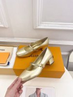 Lv 路易威登 24 早春新款 顶级版本原版一致 专柜主打最新款 Romy玛丽珍粗跟芭蕾鞋 硬货上新 代购级别！高级感十足！国内外博主刷爆的一款，复古又时髦 上