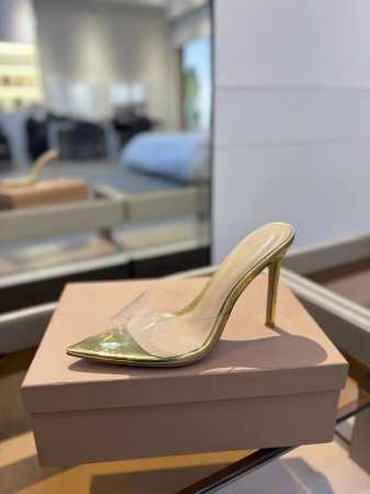 {半拖} 吉安维托 罗西 Gianvito rossi Eiko Stiletto，轻松移动。这款 Gianvito Rossi 拖鞋采用配有精致的胶片，可抚摸 - 点击图像关闭