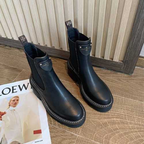 P皮面 老花 Louis Vuitton LV顶级品質 香港原版16800入 经过几个月的 原版材料開模 所有材料跟原版一質 完美楦型 跟原版一模一樣 原版進口
