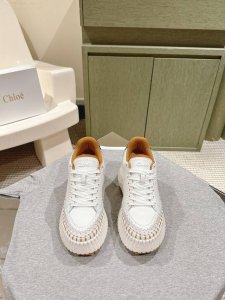 510 克洛伊新款弹力袜子短靴 入手一款本季颜值爆表的酷潮靴， 专柜以7800购入！全网独家开模定制，历经1个月调整还原正品级，专柜验货级别 鞋面原版一比一定制