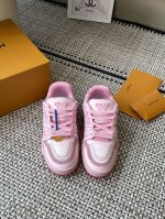 女款 2025最新款Lv Trainer 系列最新运动鞋 整双鞋子采购Zp开发打造，全部定制材料，独家开模大底，细节全部对版出货，连包装也做到跟正品一样。码数: