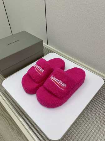 出厂 高版本 Balenciaga巴黎世家23Vs秋冬最新爆款情侣毛拖系列 原版购入开发，一比一做货balenciaga 整体鞋型汲取了balenciaga T - 点击图像关闭