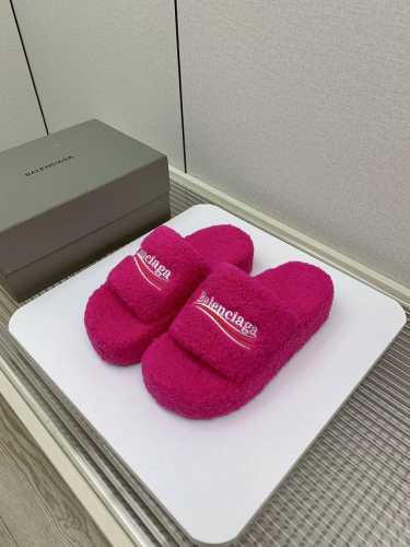 出厂 高版本 Balenciaga巴黎世家23Vs秋冬最新爆款情侣毛拖系列 原版购入开发，一比一做货balenciaga 整体鞋型汲取了balenciaga T
