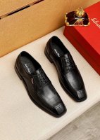 商品商标：Ferragamo 菲拉格慕 商务皮鞋 正码码数: 38-44 45.46订制 商品材料：精选 进口头层小牛皮鞋面+奢华五金扣，进口水染牛皮内里。强烈