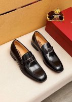 商品商标：Ferragamo 菲拉格慕 休闲皮鞋 正码码数: 38-44 45订制 商品材料：精选 进口头层开边珠牛皮鞋面+奢华五金扣，进口水染牛皮内里。强烈立