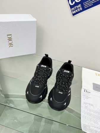 实价: 2025迪奥B32全新Shoes来袭。真的太好看啦！ 做工精细网面空压 透气美美哒。 独家开模。原版一比一复刻。无可挑剔。。大底Tpu组合。 官网6色齐 - 点击图像关闭