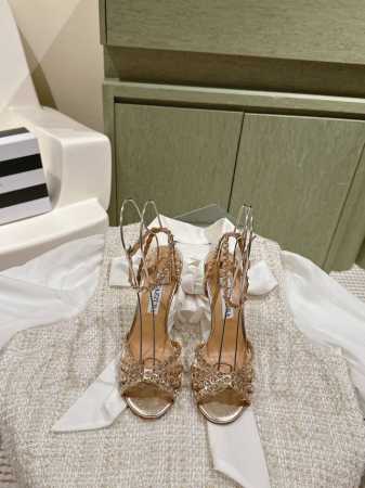 Aquazzur* 菠萝早春专柜新品仙女时装鞋系列，大量上新同步官网全系列均可定制龙年主打一个火爆，全网各大网红纷纷开秀，绝美的穿搭系列！ ★★★★★ 鞋面 P - 点击图像关闭