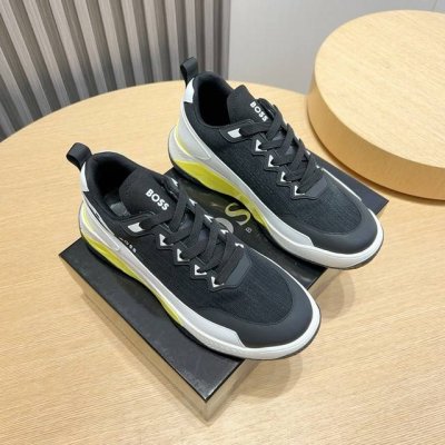 实价 Boss 新款男仕运动鞋 知名运动品牌新款隆重上市 以奢华高端设计出货 鞋面原版定制透气布制作 羊皮垫脚 叠层设计鞋面线条感层次分明，轻质橡胶大底。轻奢风