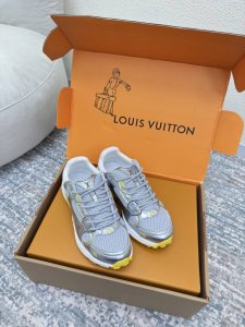 lv 路易威登L家驴牌 Olympia系列 男款10 黄色 Lv 路易威登L家驴牌Olympia系列情侣款 银角大王休闲 运动鞋 跑鞋 本款 Lv Olympi