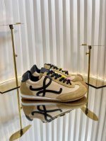 无扣 Loewe 罗意威情侣款 运动鞋 德训鞋 阿甘鞋 2025专柜走秀同步新配色德训鞋复古潮流 4色小扣饰点缀 休闲小白鞋 原版开发 做货 罗意威最新款 运动