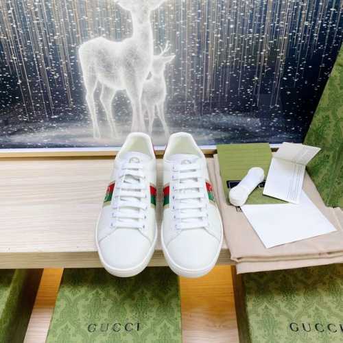 出厂女 男 整个系列价格一样 牛皮面料 牛皮内里 牛皮垫脚 真蛇皮防伪线 香味大底 升级芯片 豪华包装。。全部东西跟正品一样。码数:35-46