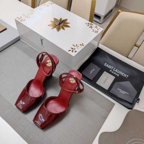 SAINT LAURENT ” SYL圣罗兰 顶级版本25SS众明星网红追捧的坡跟斜高跟，方头绑带小鱼嘴凉鞋。SYL 2025官方VIP 贵宾版金花磁铁盒 认清