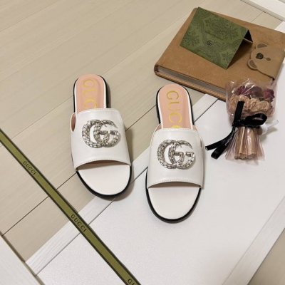橙子出厂价p gucci 古驰 春夏新款 水钻双C扣圆头平底拖鞋 时装周新款 小红书抢先热搜 美鞋控Yyds 绝美吸睛新款 码数 35-42