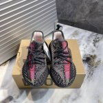 出厂340 黑红满天星 款号：4145。原厂级 Adidas Yeezy 350 官网同步 德国“Basf”巴斯夫原料，阿迪达斯指定“宜丰”发泡厂原底；2、阿迪