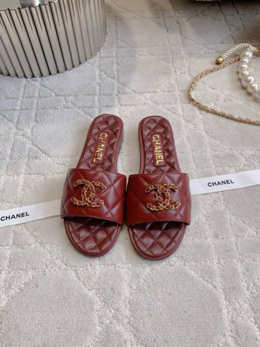 出厂价p Chane*新款平底拖鞋 经典度假风 双 Logo装饰简约清爽 百搭单品 鞋面小牛皮 内里垫脚羊皮 意大利真皮大底 尺码35-39 40 41定做
