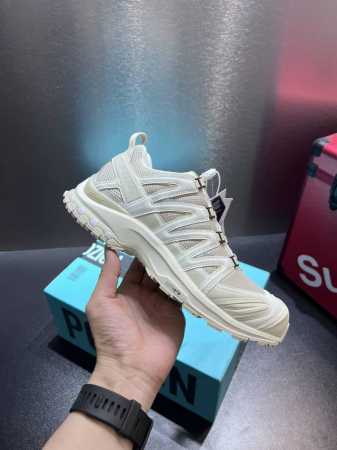 Salomon Xa Pro 3D 萨洛蒙户外越野跑鞋 414677-29 #鞋面采用sensifit贴合技术 全方位贴合包裹脚型 鞋跟部鞋底牵引设计 提供强大 - 点击图像关闭