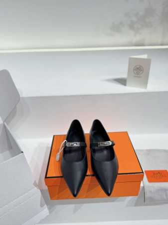 顶级版 Hermes 新款爱马仕kiara40尖头小猫跟kelly扣单鞋ZP购入做货，顶级原单品质！鞋面：进口头层小牛皮面料，垫脚混种羊皮，进口真皮外底。无论是 - 点击图像关闭