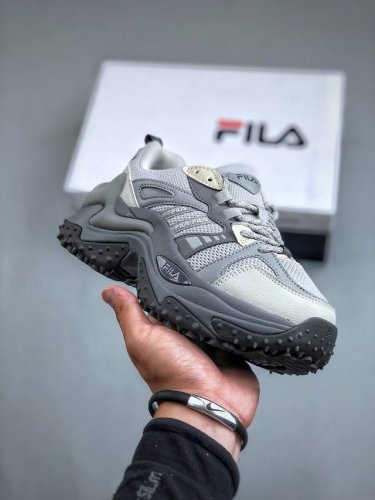 E 斐乐fila Sport Interaction Iii 3代系列低帮厚底增高百搭休闲运动慢跑鞋 F12W411105Fha 尺码：35-41 半