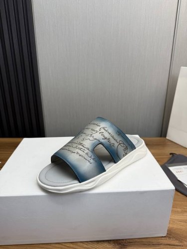 工厂p价 berluti 布鲁提.新品高端男士拖鞋 顶级做工 匠心之作 皮料选用进口小牛皮改色涂鸦工艺 牛皮内里 垫脚 原版发泡大底 舒适耐磨 38-45 38