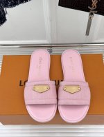 橙子出厂价P Louis Vuitton 路易威登 春夏新款 Lv牛仔布平底拖鞋 休闲凉拖 码数：35-42
