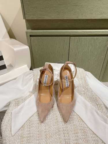 Aquazzur* 菠萝早春专柜新品仙女时装鞋系列，大量上新同步官网全系列均可定制龙年主打一个火爆，全网各大网红纷纷开秀，绝美的穿搭系列！ ★★★★★ 鞋面 羊