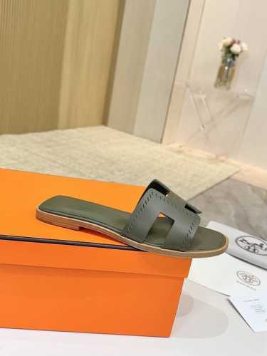 爱马仕Hermes，真皮大底 出厂价 顶级版本！原版开发 鞋面：牛皮 内里垫脚 羊皮 大底：意大利真皮大底 码数：34-43注 34 41 42 43 码定做