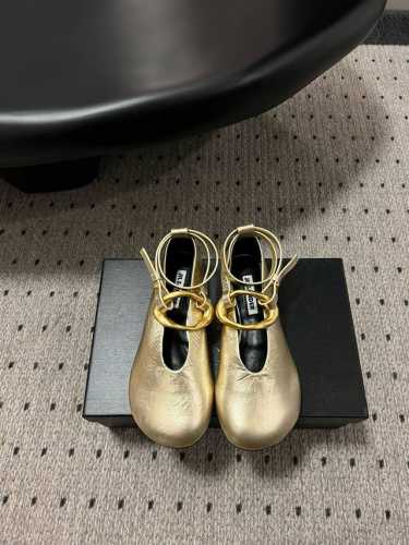 jilsander 25 春夏极简主义平底五金扣饰圆头后空凉鞋单鞋 市面顶级原单版 Zp对比做货 所有细节都跟柜上一致 包括鞋面皮料 鞋垫内里皮料 刻印Logo
